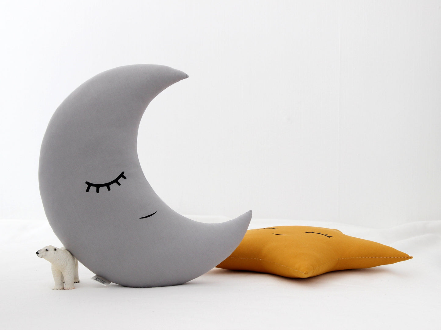 Crescent Moon Pillow (21 colors)