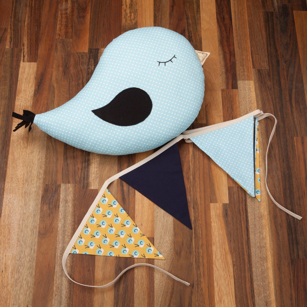 Bird Pillow (3 colors)