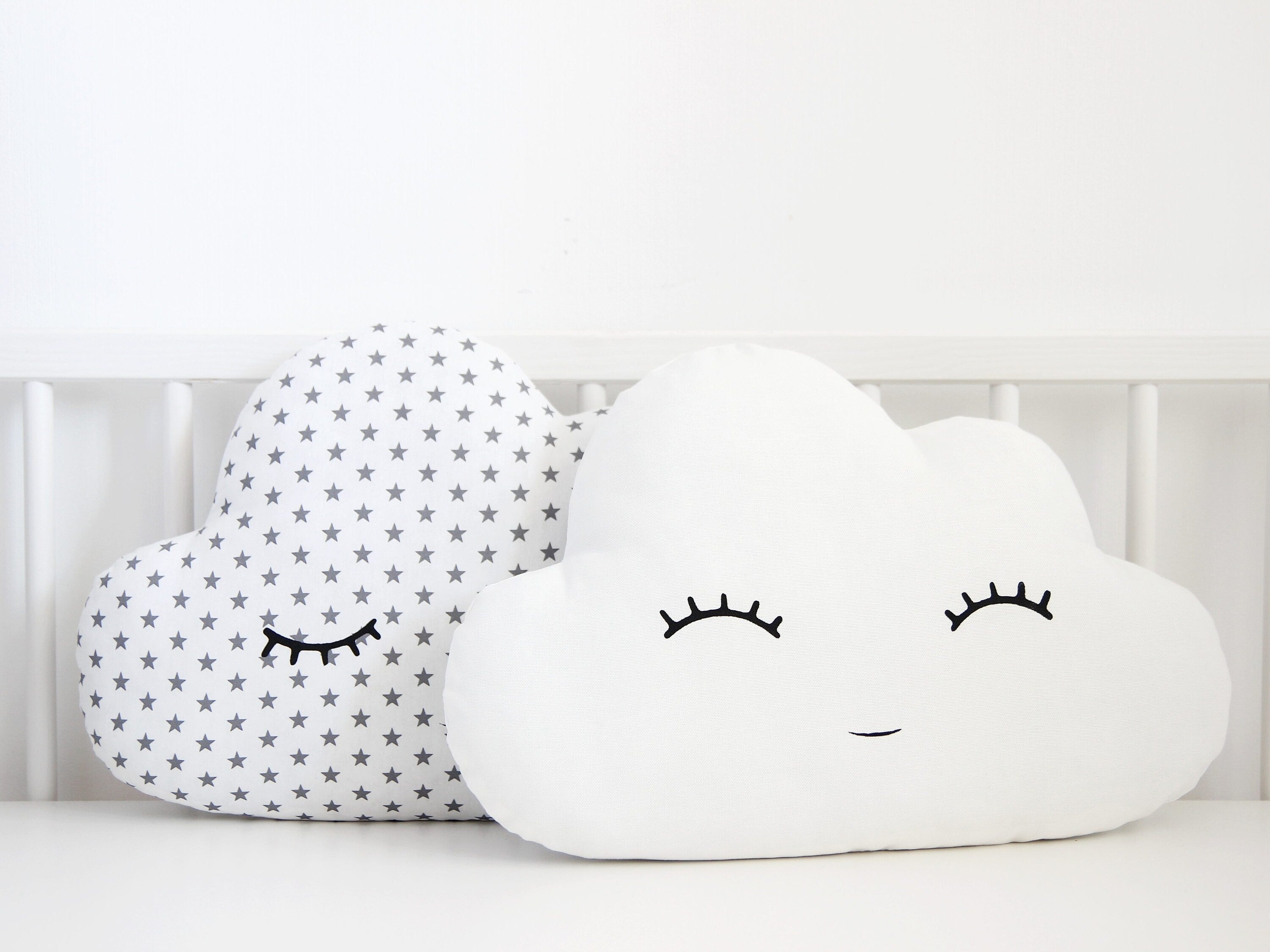 White shop cloud cushion